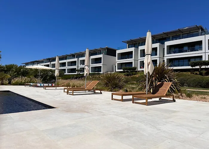 Fuzeta Stylish 1 Bedroom Apartment - Amazing Views