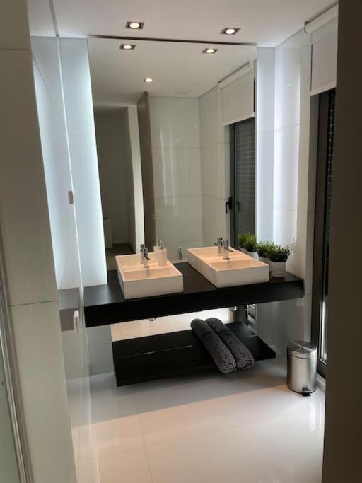 Stylish 1 Bedroom - Amazing Views Fuzeta