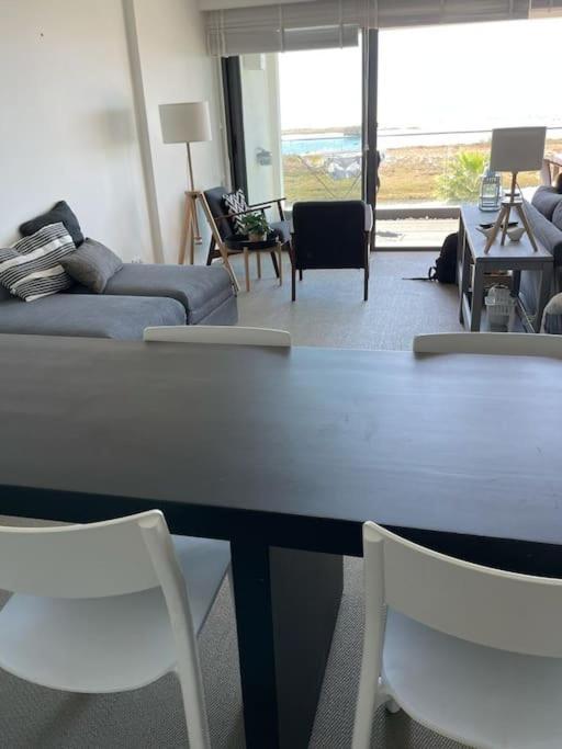 Stylish 1 Bedroom - Amazing Views * Fuzeta