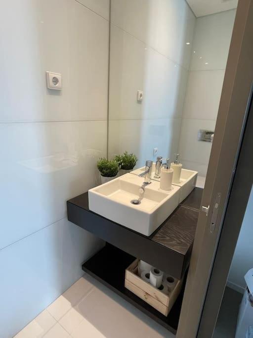 Stylish 1 Bedroom - Amazing Views Appartement *